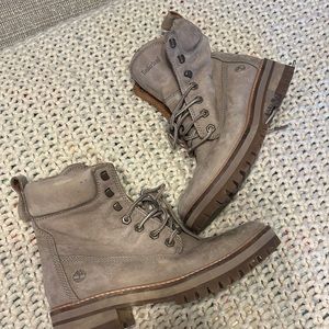 Timberland boots size 9